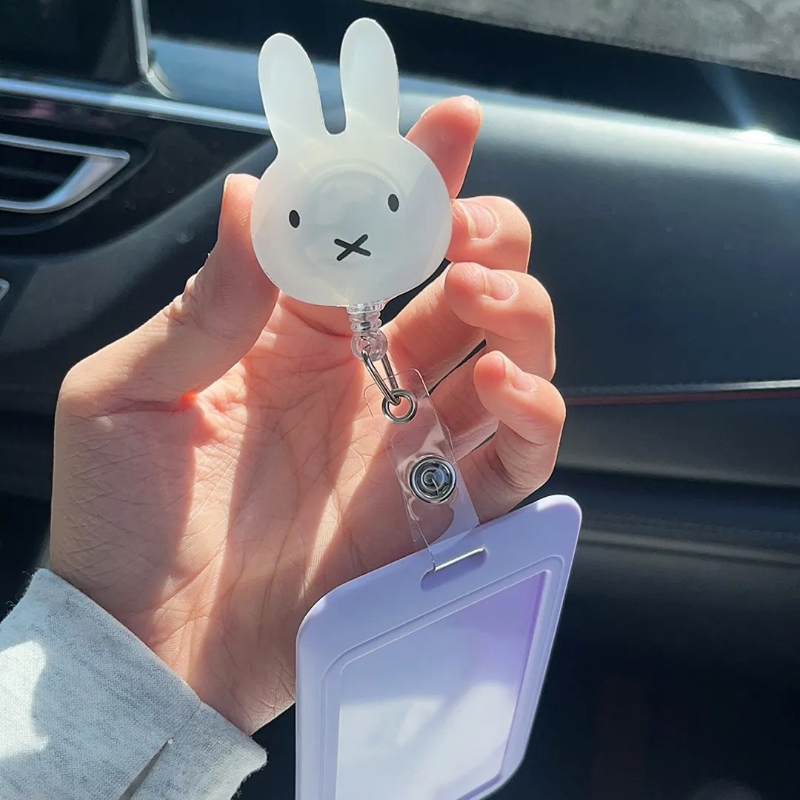 Kawaii Tech Accessories - حامل بطاقة هوية كاواي ميفي مع