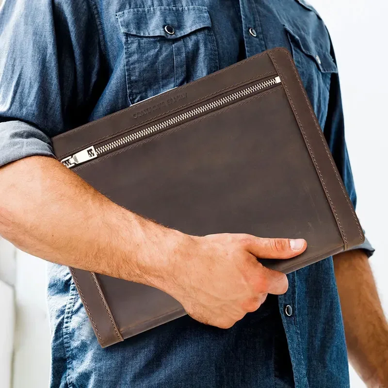 حقيبة تخزين جلدية للأجهزة اللو - مراجعة Tech Accessories For A Tablet وسعره
