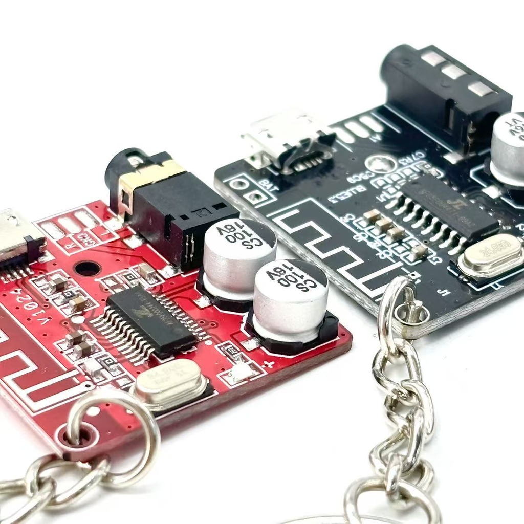 سلسلة مفاتيح مخصصة على شكل لوح - مراجعة Tech Keychain Accessories وسعره