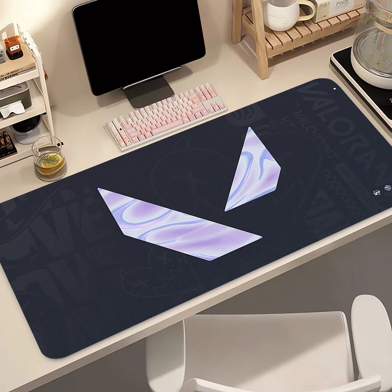 لوحة ماوس للألعاب بتصميم أنمي  - مراجعة Tech Accessories Pc وسعره