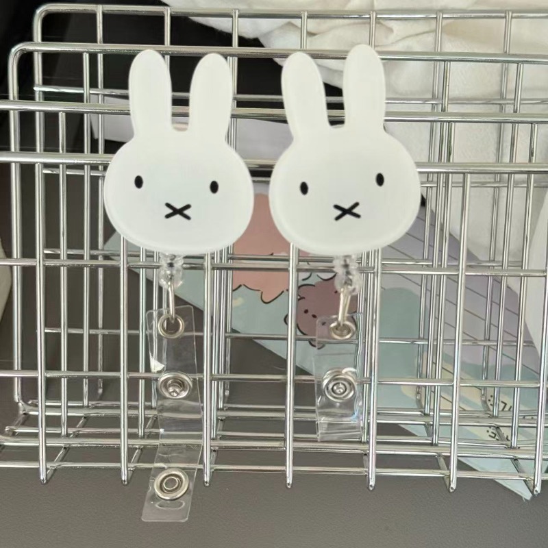 حامل بطاقة هوية كاواي ميفي مع  - مراجعة Kawaii Tech Accessories وسعره